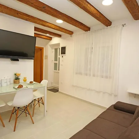 Apartment Tonka Sibenik Exterior photo