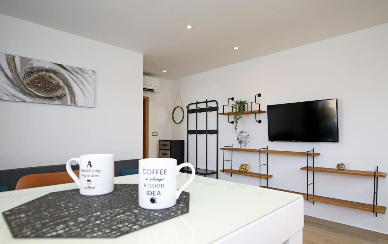 Tonka Apartment