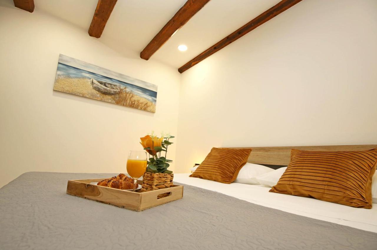 Apartment Tonka Šibenik